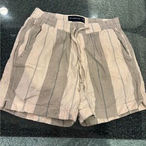 Abercrombie & Fitch Beige and Gray Shorts